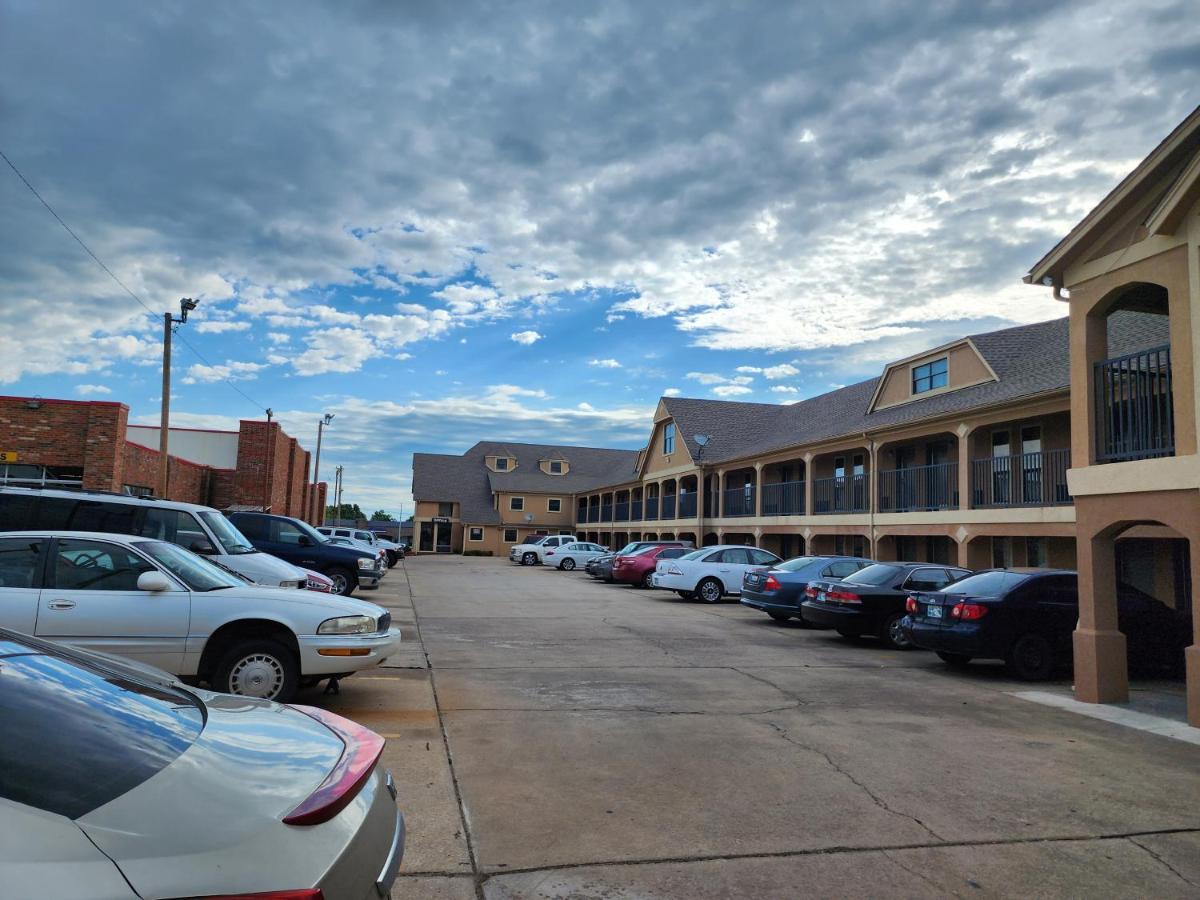 Executive Inn Oklahoma City Bagian luar foto